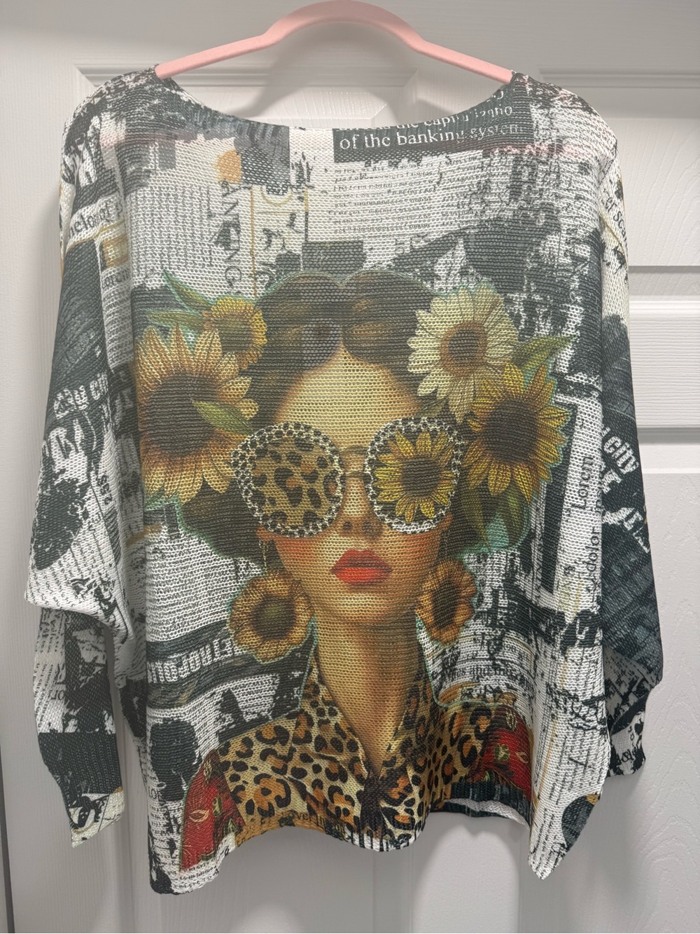 L169 Loowie Frida Leopard Glasses Round Neck Knit Printed Sweater One Size